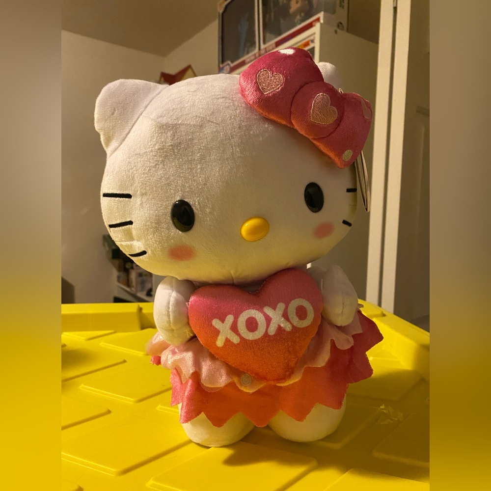 Hello kitty valentine’s day stepper